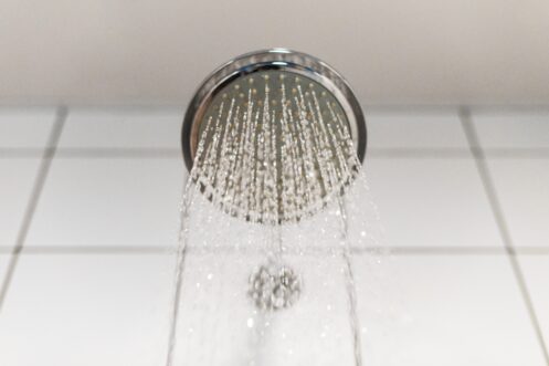 A shower head with free flowing water
